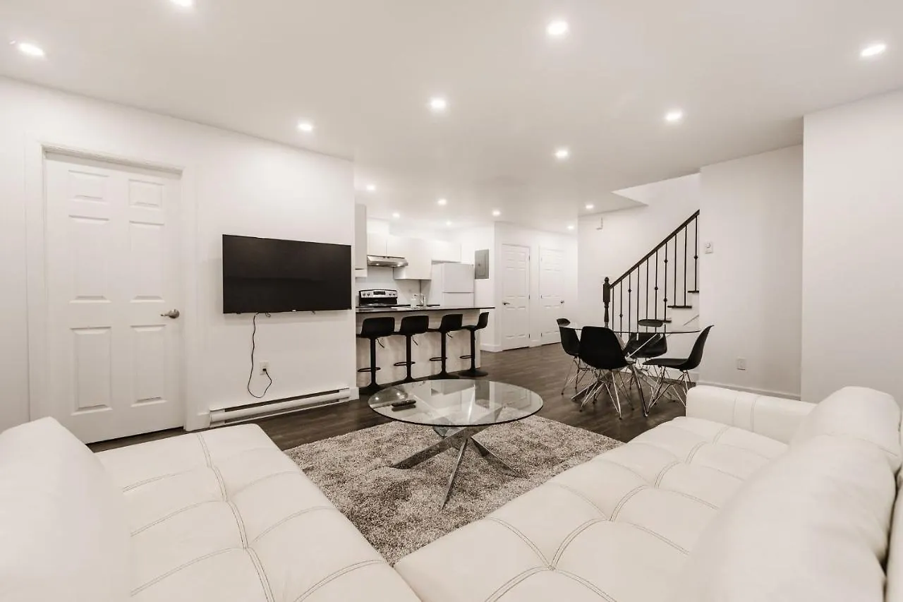 2 Bedroom Apartment - 1909 Montreal 0*,  Canada